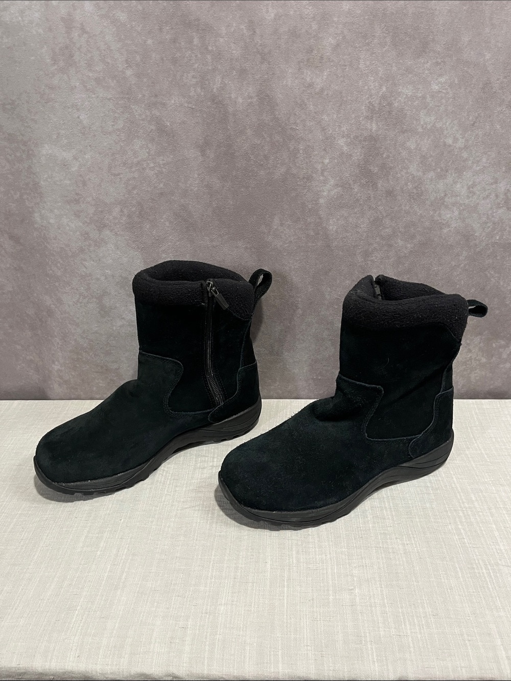 L.L. Bean Black Suede Zip Winter Snow/Rain Boots size 8 wide